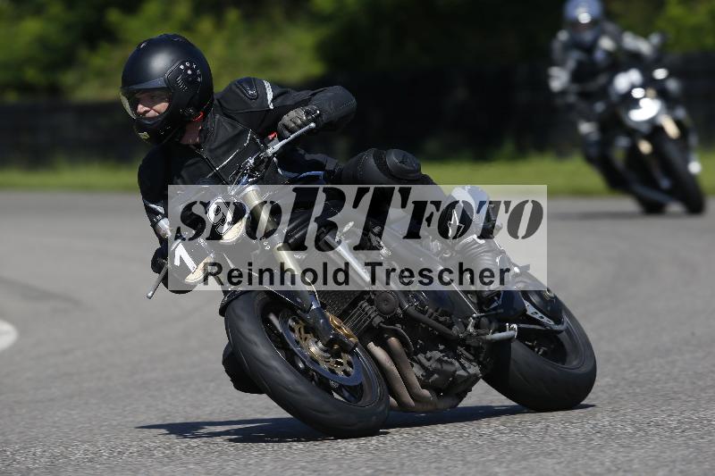 /Archiv-2024/29 12.06.2024 MOTO.CH Track Day ADR/Gruppe gelb/19